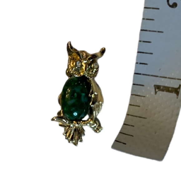 Gerry Jelly Belly Goldtone Owl Pin Faux Jade Owl Brooch Signed - Picture 5 of 6